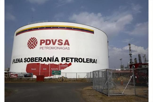 马杜罗：特朗普最好把精力放美国 美委对抗新篇章