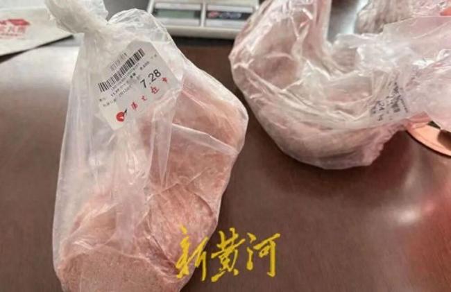 男子称超市买猪肉检出非洲猪瘟