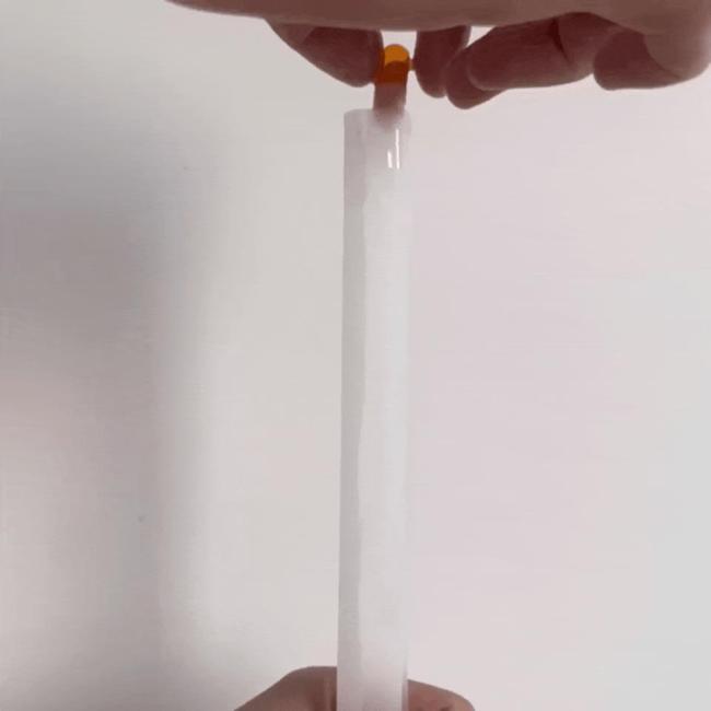 吃胶囊类药物千万别喝热水 温水更安全