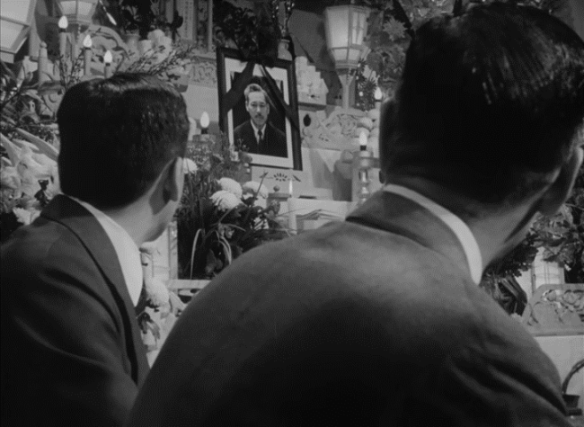 你想活出怎样的人生?73年前,黑泽明拍了他自己的“活着”