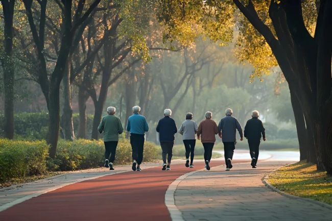 不跑不跳三个动作控血糖 间歇步行法稳血糖