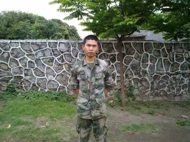 2025年我们送别一个个身影 缅怀英雄,铭记光辉