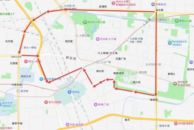 郑州跨年多个区域“只出不进” 保障元旦出行顺畅