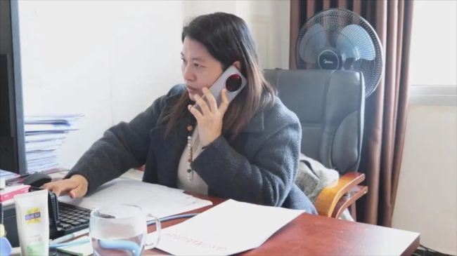 育儿家庭每月多300元补贴 补钞票暖民心