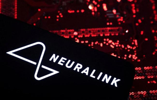 脑机接口狂飙:马斯克开启大规模量产 医疗领域迎来技术新浪潮