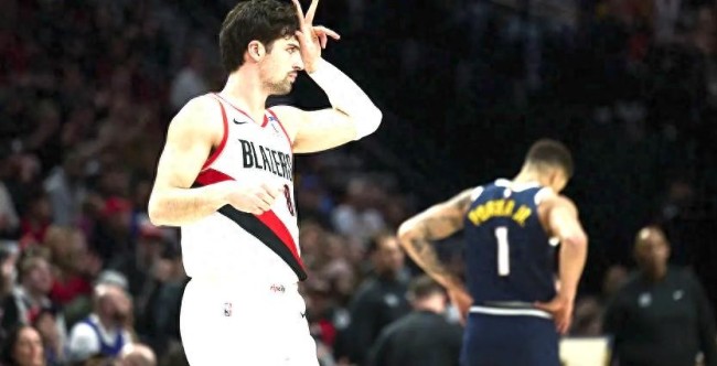 出场就有用！开拓者被打停杨瀚森登场 出场就妙传夏普 保护篮板