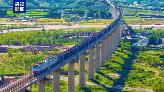 世界首次3.5万吨群组列车试验成功