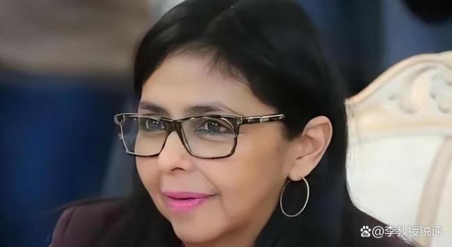 马杜罗证实被出卖？34国陆续发声，中方提前秘密会谈3小时