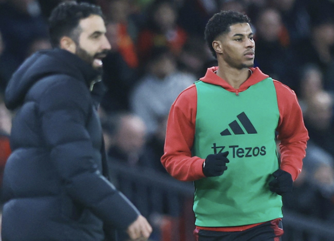 大仇得报?加纳乔光速点赞阿莫林下课 球迷:卖你是他最正确的事 曼联旧将难掩喜悦