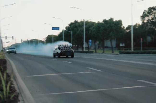 博主“魔改”报废车上道路测试被罚 非法改装引关注