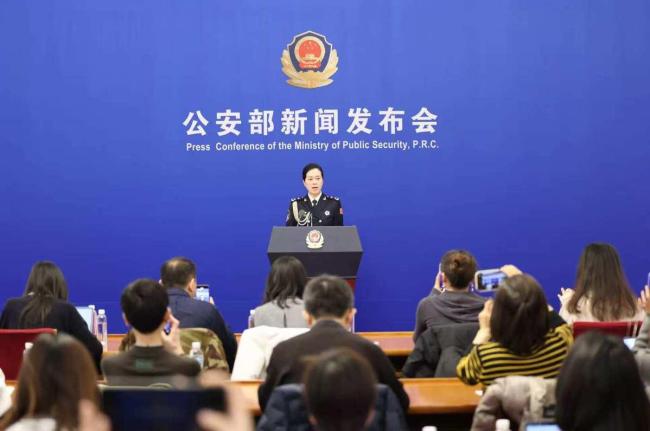 2025年抓获诈骗集团幕后金主等542名 严打电诈显成效