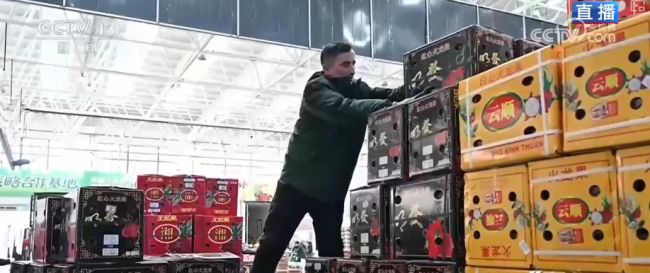 “菜篮子”“果盘子”量足价稳物丰