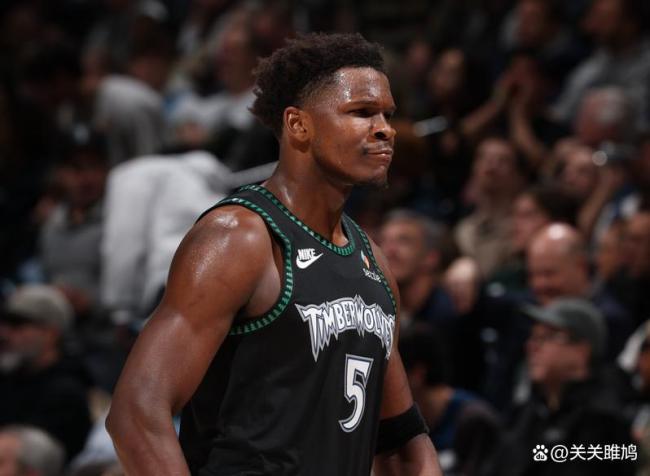 森林狼新星爱德华兹创NBA历史纪录,成为第三位年轻万分先生,闪耀全场