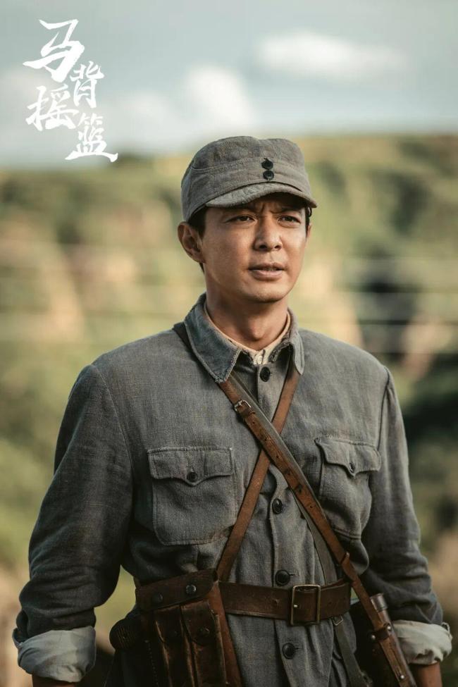 杨志刚父子俩从唐诡演到马背 再现“娃娃长征”外传