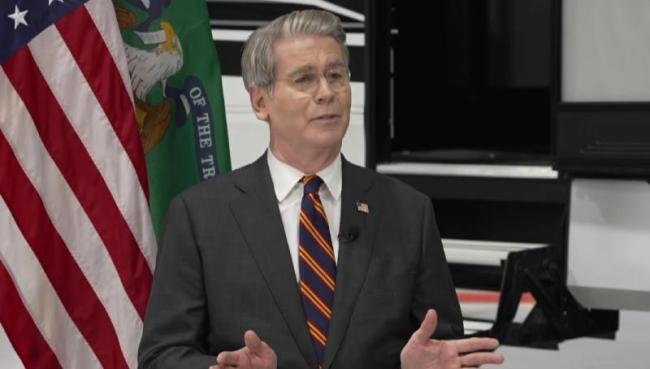 贝森特计划解除委内瑞拉部分制裁，推动石油销售进展