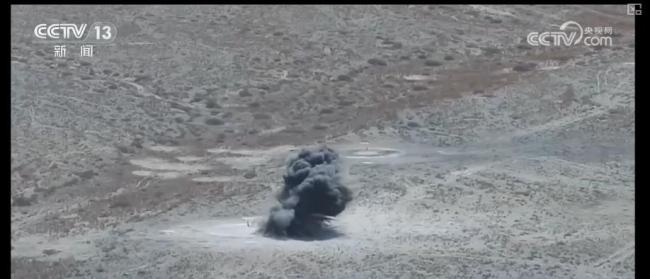 今天 歼-20十五岁了 见证空军腾飞