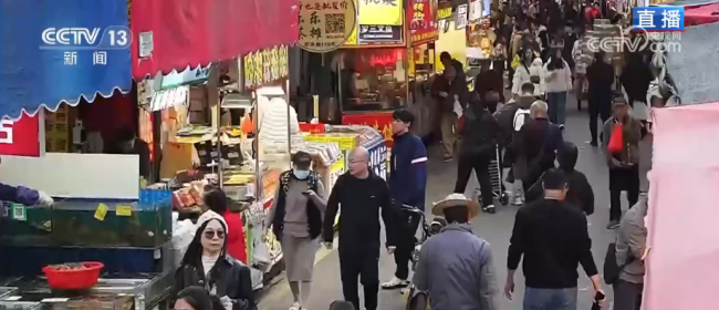 品质升级、暖意涌动点亮节前消费新图景