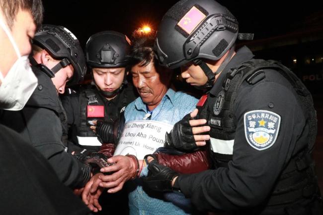 中国公民被枪杀埋尸衍生场