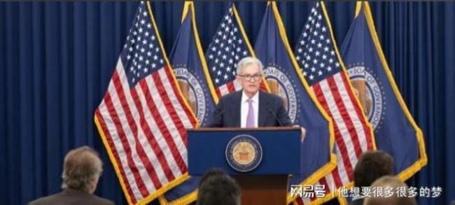 美元储备跌至30年谷底传递啥信号 货币霸权松动