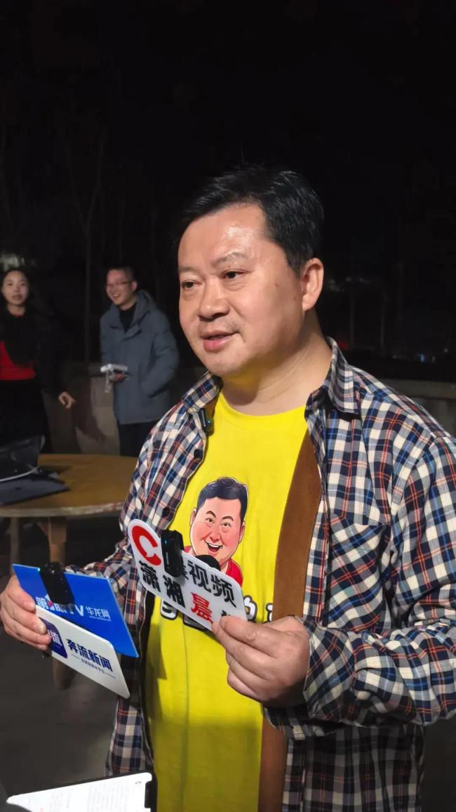 杀猪宴呆呆回应发视频初衷 只为让家热闹一点