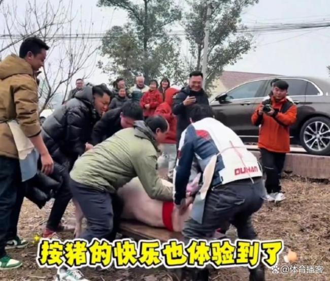 “杀猪宴”后男子自发捡百斤垃圾