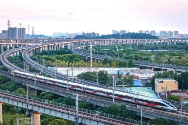 26日起实行新的列车运行图