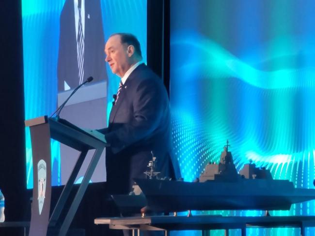 美国海军部长接受采访 谈及造船工业战列舰和中国