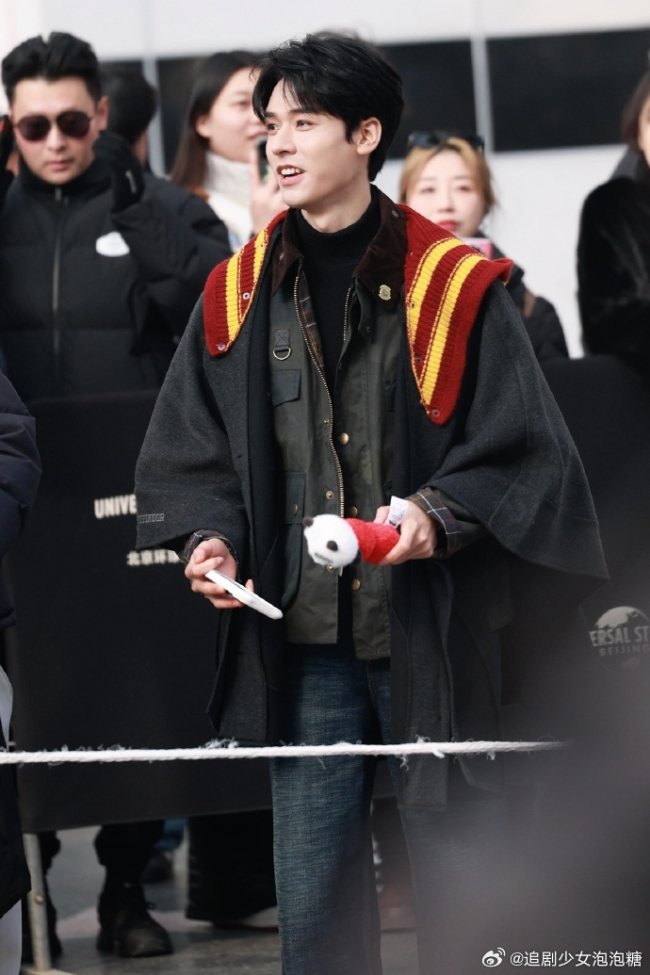 北京公共影城偶遇龚俊