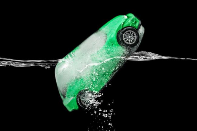 恶意炒作车企负面话题账号被处置