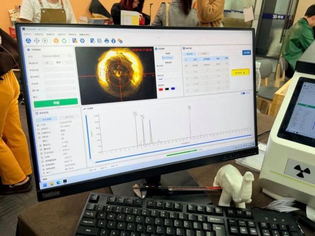 金店老板揭秘金银回收套路 高价背后的陷阱