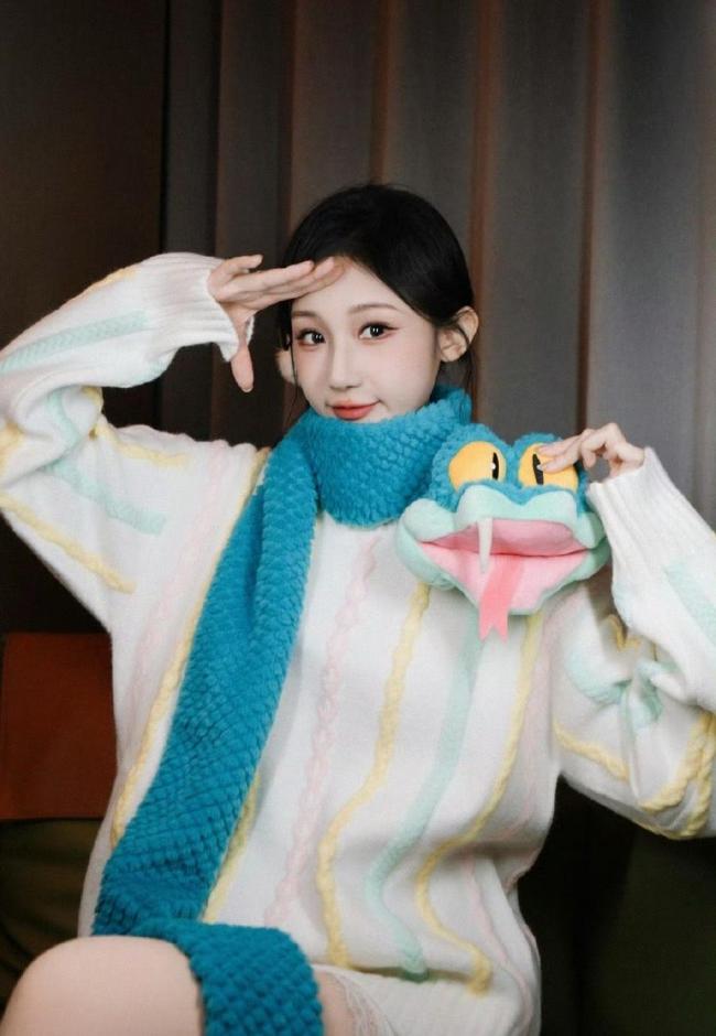 歌手陈雪凝授室 低调婚典引热议