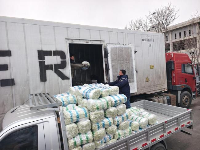 探访北京“菜篮子”雪天保供 供应充足价格稳