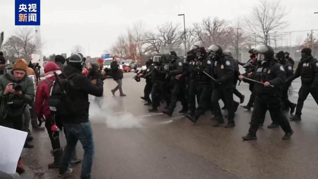 美媒：1500名美军可能部署到明尼苏达