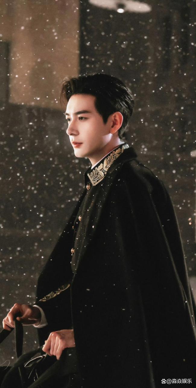 陈星旭演技 双时空角色切换自如