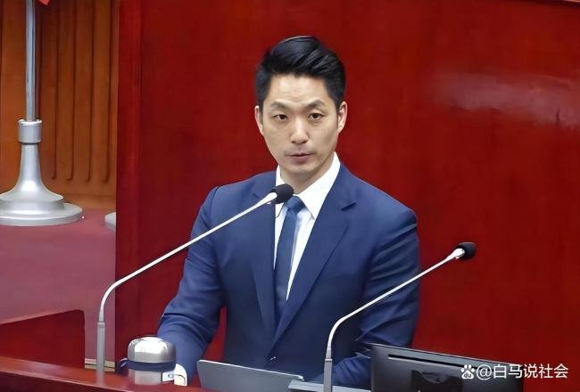 蓝议员喊话柯文哲:勿让蓝白合破局 政治野心或成笑柄