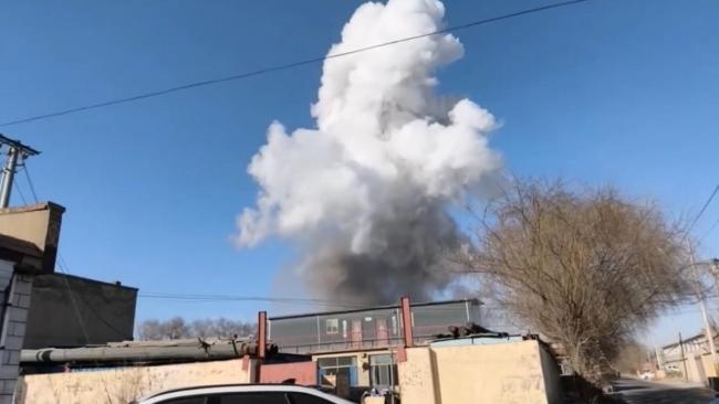 包钢爆炸巨响后 蒸汽球罐砸中废品站