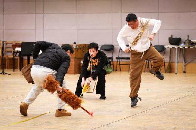 话剧《雨燕》紧张排练，把乱世中的测绘传奇带向大众视野 首演在即燃情预热