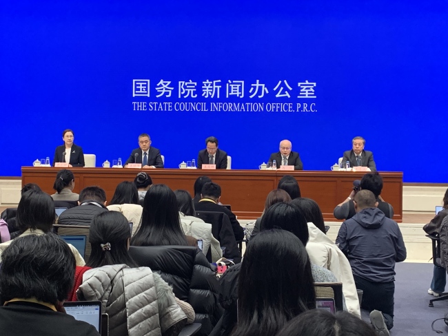 发改委副主任：卡中国脖子是卡不住的