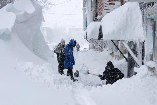 留学生揭穿9层楼积雪骗局 AI伪造视频广泛传播