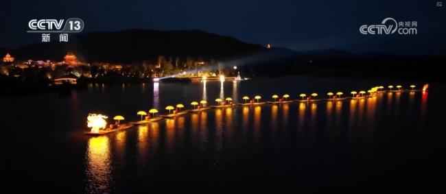 中式主题乐园火出圈 智能+国潮引领新风尚