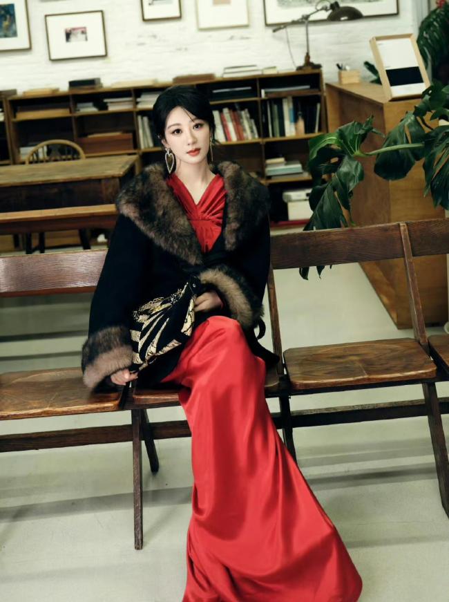 国色芳华重映收视第一 坚韧与隐忍的羁绊再现辉煌