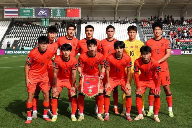 泪目！国字号男足22年后再进亚洲决赛，冲22年洲际首冠：盼复仇日本，重燃希望之光