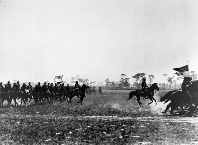 格陵兰只是开始：特朗普的扩张野心如何重塑美国与世界？