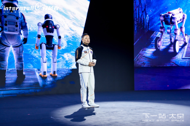 穿越者飞船已签约十余位搭客 预售船票300万元/张激励热议