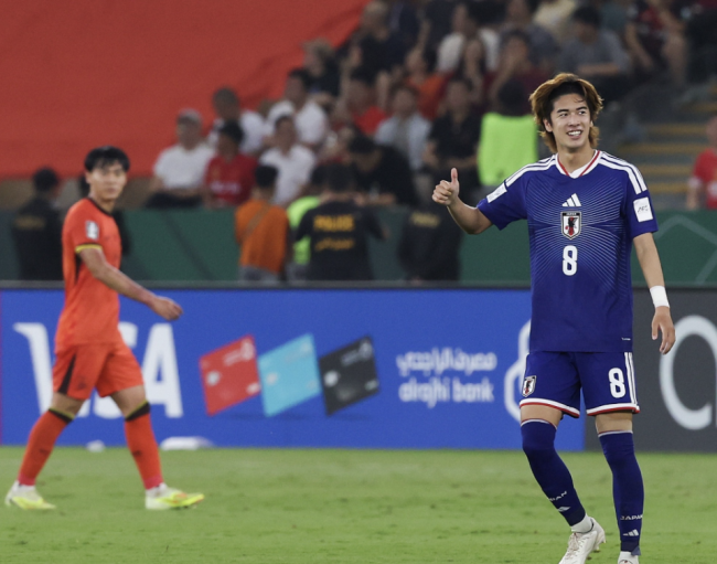 心疼！U23国足多人抹泪，李昊伤心掩面，王钰栋神情落寞+哭着谢场 创造队史最佳成绩