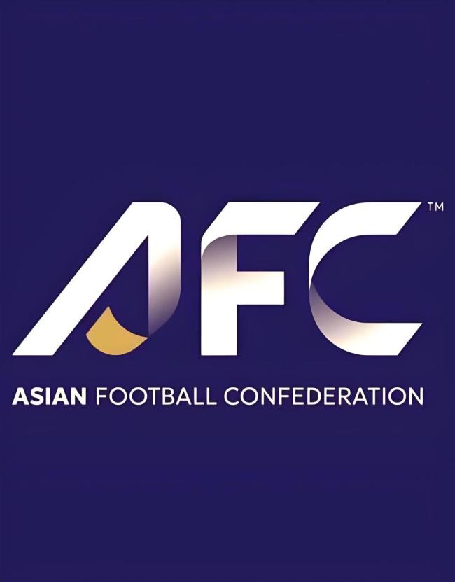 中国足协秘书长接机U23国足 足球外交回暖