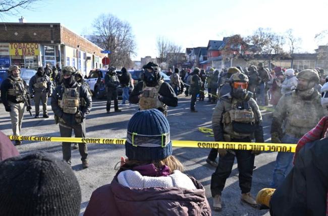 奥巴马克林顿谴责移民执法