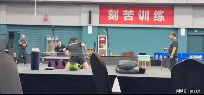 王楚钦备战海口亚洲杯