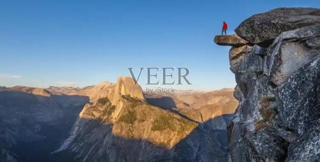 美国人掀起极致省钱风 精打细算成潮流