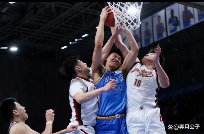 范子铭出战10分钟一分未得 负作用明显